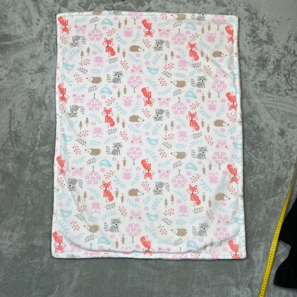 Hudson‎ Baby Blanket Fox Hedgehog Raccoon Woodland Animals HB Sherpa Pink